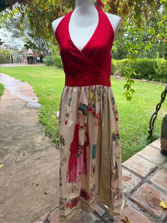 Dresses & Skirts - Frida Kahlo Inspired Maxi Dress